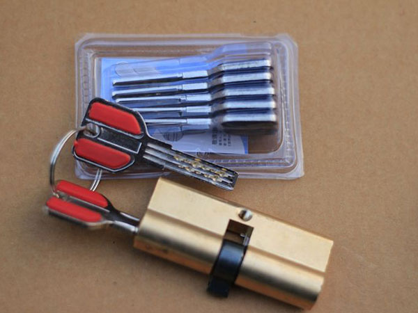 迁安24小时上门开锁公司